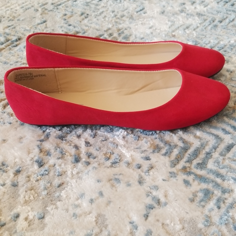 Flats - Picture 3 of 7